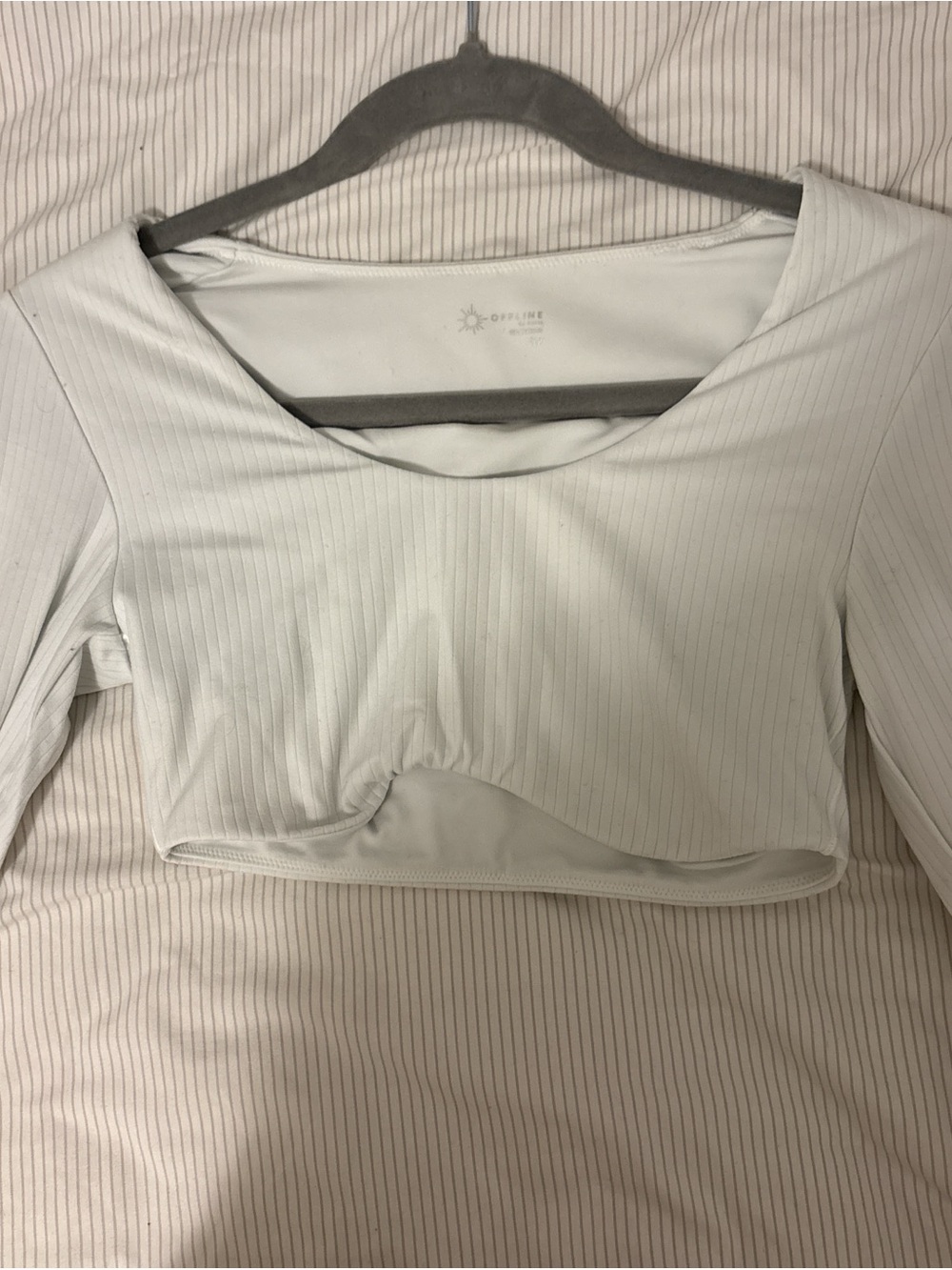 OSPREY White Ribbed Scoop-Neck Long Sleeve Crop Top